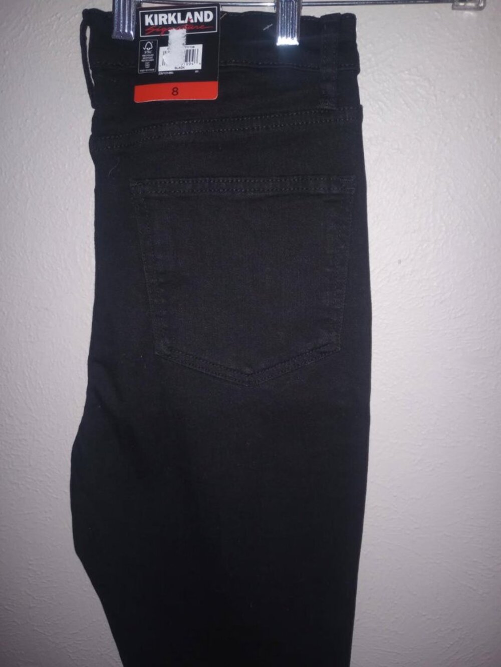 Kirkland Women's Size 8 Black High Rise Skinny Fit Jeans NWT - Picture 3 of 4